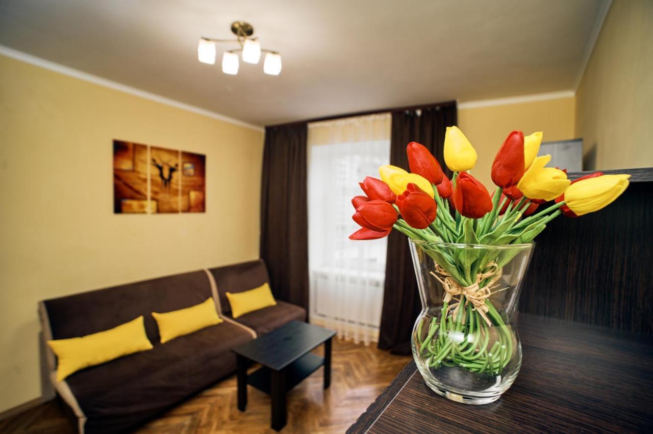 Apartments Near Potocki Palace Lviv Ngoại thất bức ảnh